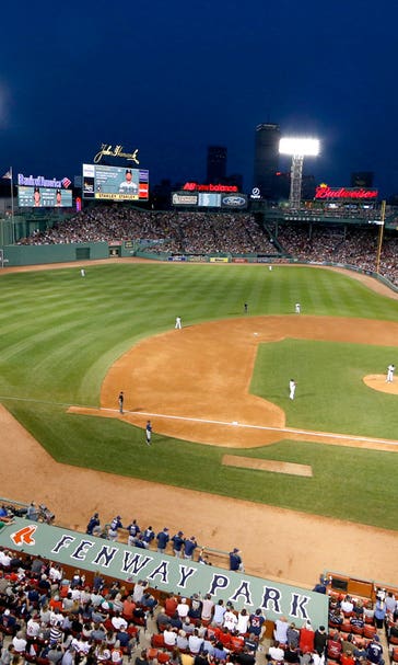 Fan hit by foul liner in another Fenway Park injury